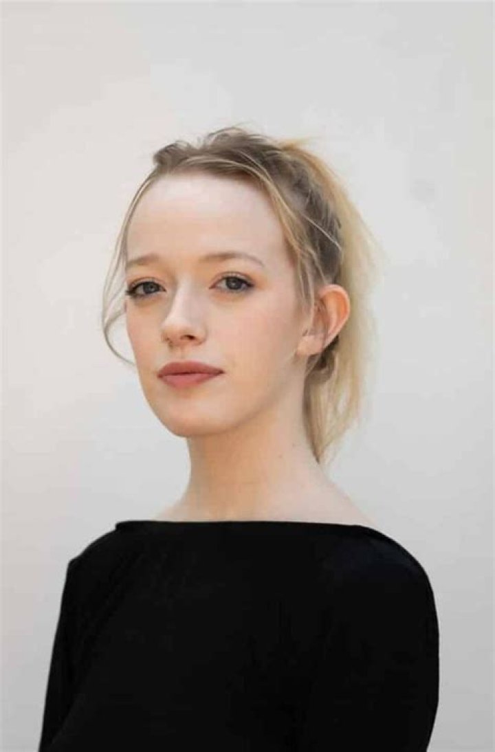Amybeth McNulty Relationships: A Deep Dive into Her Personal Life