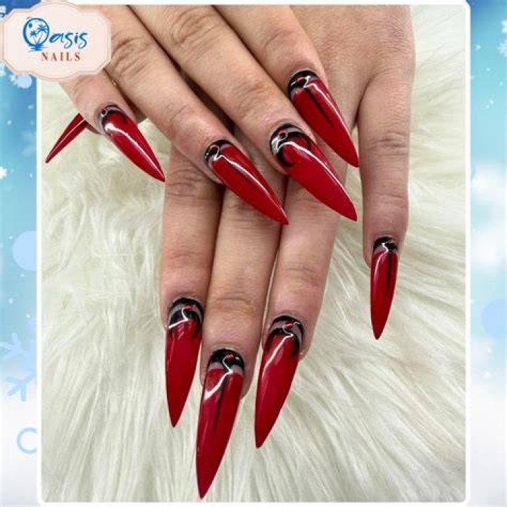 An Oasis Of Flawless Nails