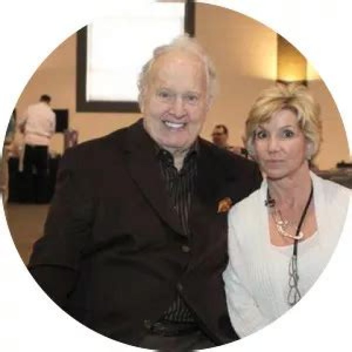 Angela Hornung’s net worth, biography, fact, career, awards and life story