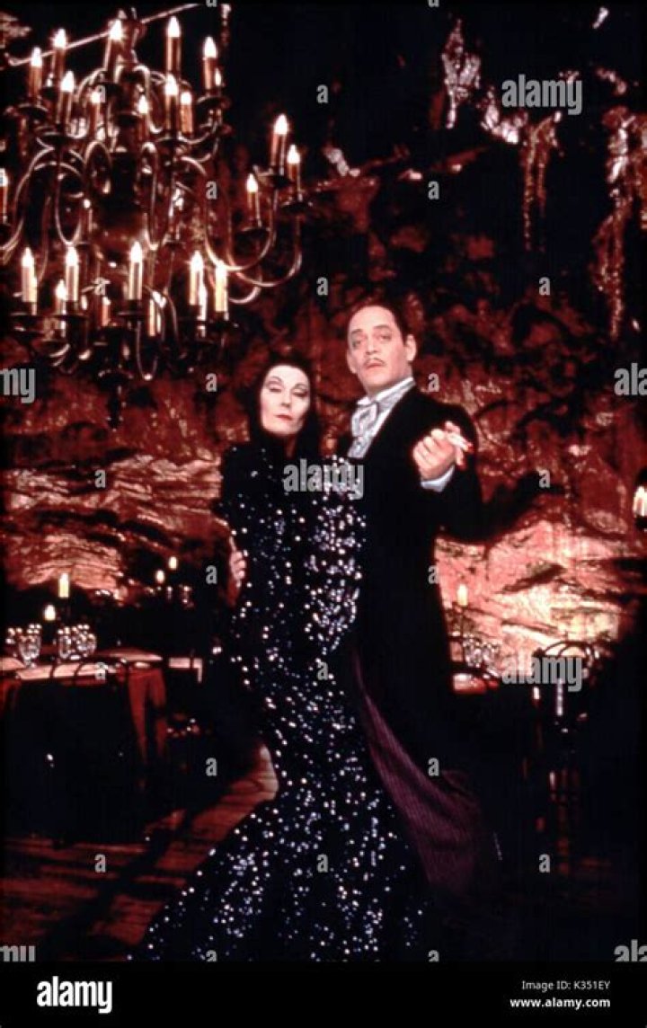 Anjelica Huston and Raul Julia: A Deep Dive into Their Relationship