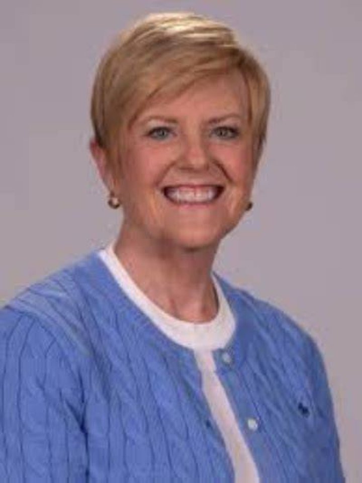 Anne Thompson Bio, Family, Career, Marriage, History, Net Worth