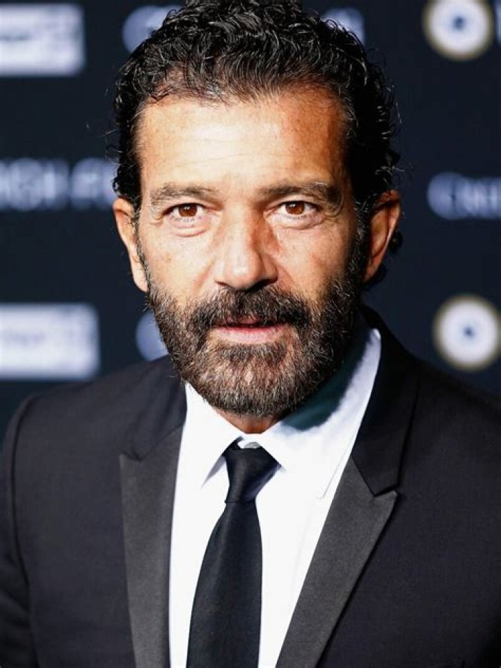 Antonio Banderas Biography, Real Name, Age, Height and Weight
