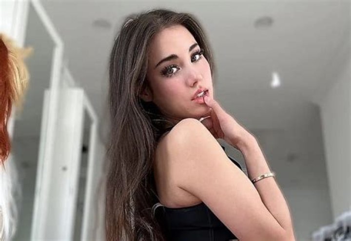 BlogLab | Clix- Wiki, Girlfriend, Weight, Height, Net Worth, Career