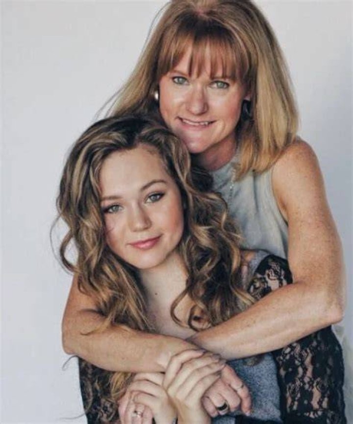 Brec Bassinger Parents Raymond Marie And Shelly Bassinger |