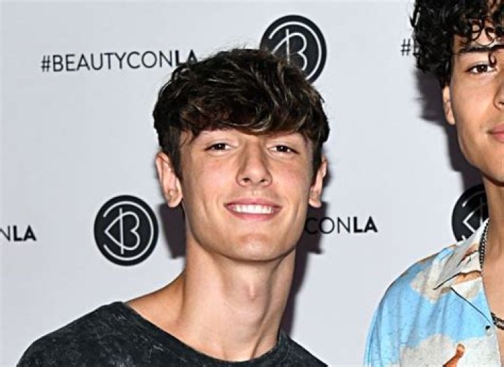 Bryce Hall Net Worth