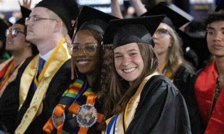 Deaf U: Who is Daequan Taylor? Meet the Gallaudet University student! Sat 10 October 2020 08:46
