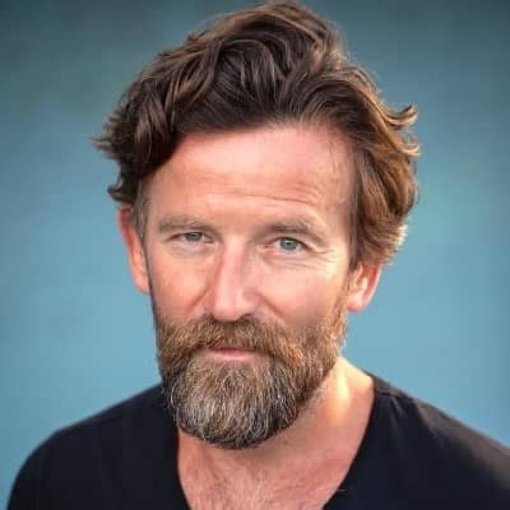 Dean Lennox Kelly - Bio, Age, Career, Height, Net Worth, Facts