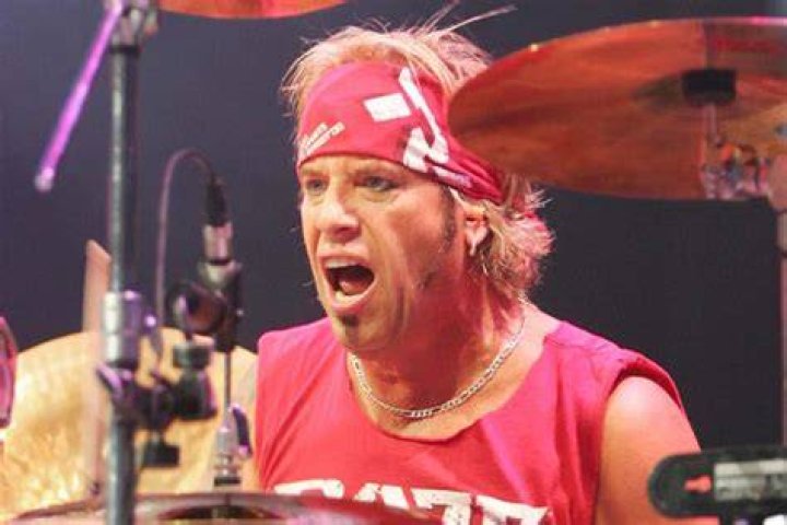 Discover The Secrets Behind Bobby Blotzer's Net Worth