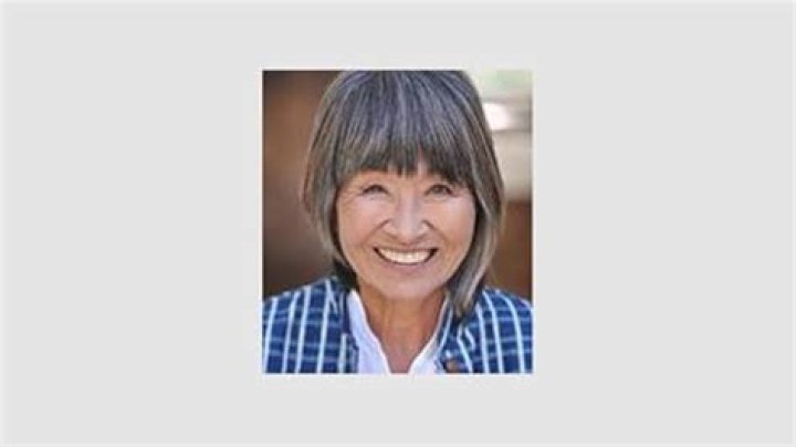 Eileen Saki, Bar Owner Rosie on M*A*S*H, Dies at 79