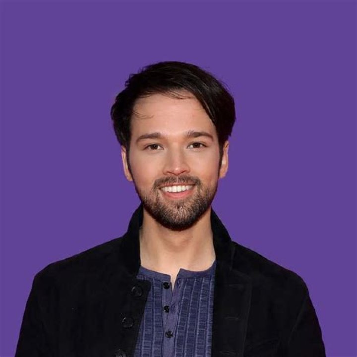 Eric Scott (TV Actor) - Age, Birthday, Bio, Facts, Family, Net Worth, Height & More