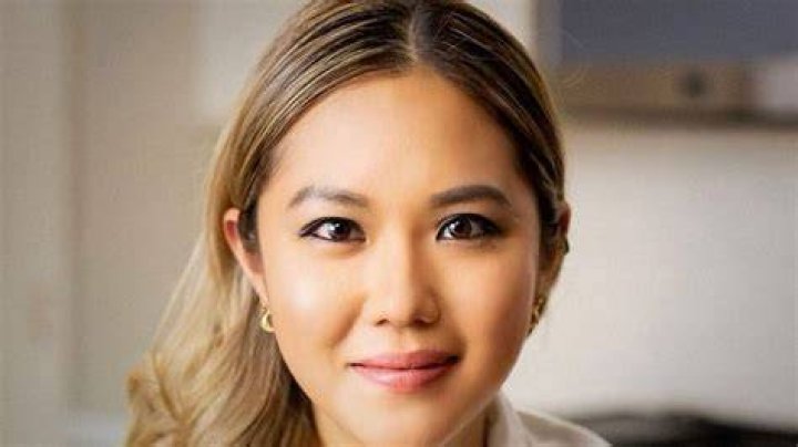 Esther Choi (Chef) - Age, Birthday, Bio, Facts, Family, Net Worth, Height & More ·
