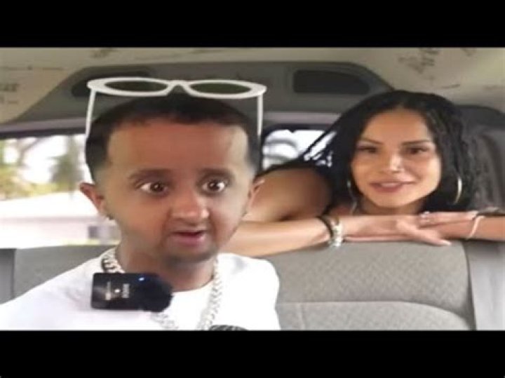 Explore The "ari Alectra Fan Bus Full Video" Phenomenon