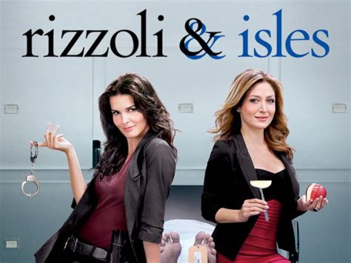Exploring the Fascinating World of "Rizzoli and Isles"