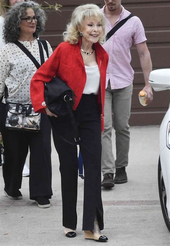 Exploring the Life and Career of Actress Barbara Eden