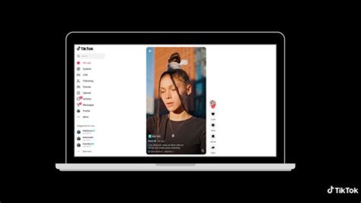 Find the Chat Function Annoying on TikTok Live? Don't Worry, You Can Hide It!