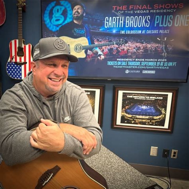 Garth Brooks Net Worth 2024