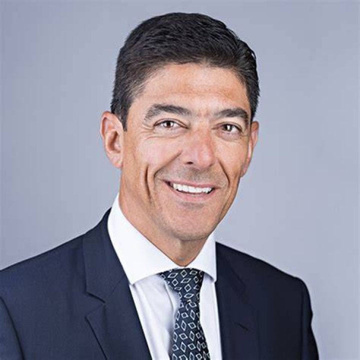 Gustavo Arnal Net Worth and Wiki As Bed Bath and Beyond CFO