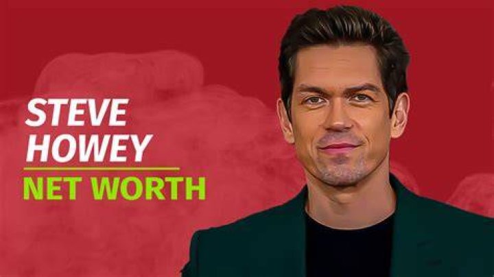 Here's What Steve Howey's Net Worth Really Is