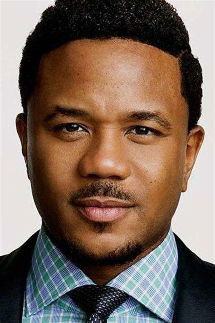 Hosea Chanchez Biography ·