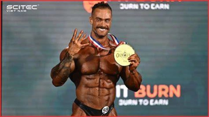 How tall is CBum? Internet once praised 4-time Olympia winner for his 'classic physique' and 'perfec ·