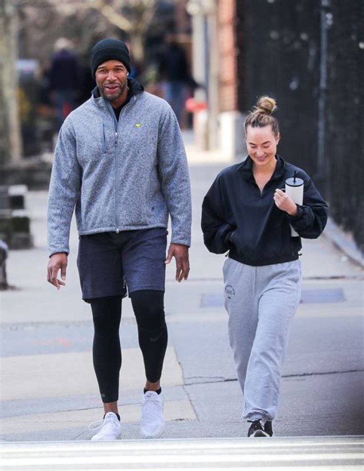How To Uncover Michael Strahan's Wife's Net Worth