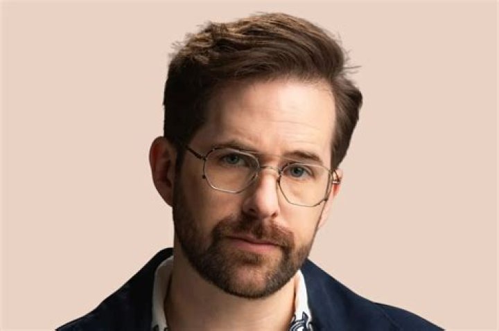 Ian Hecox Bio, Wiki, Age, Height, Mom, Girlfriend, Partner, Anthony, Net Worth, Movies and TV Shows