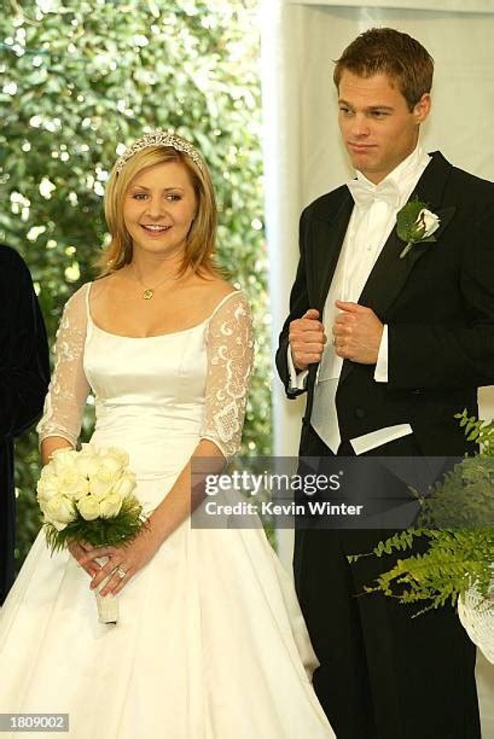 Is 7th Heaven Actor, George Stults Married? Who Is His Wife? |