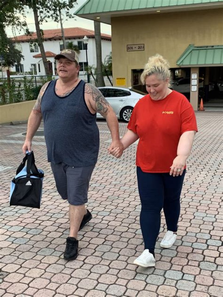Is Mama June still with boyfriend Geno Doak? Prison rumours explored Thu 12 August 2021 10:30