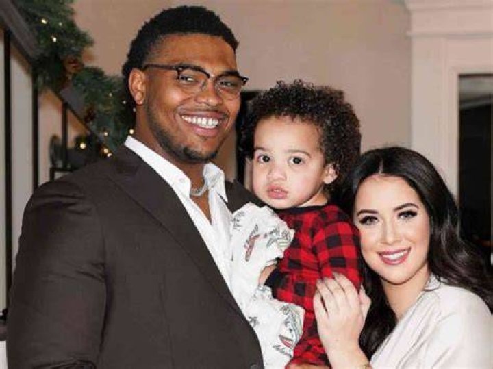 Is Orlando Brown Jr. Married? Who Is Orlando Brown Jr.s Girlfriend Holly