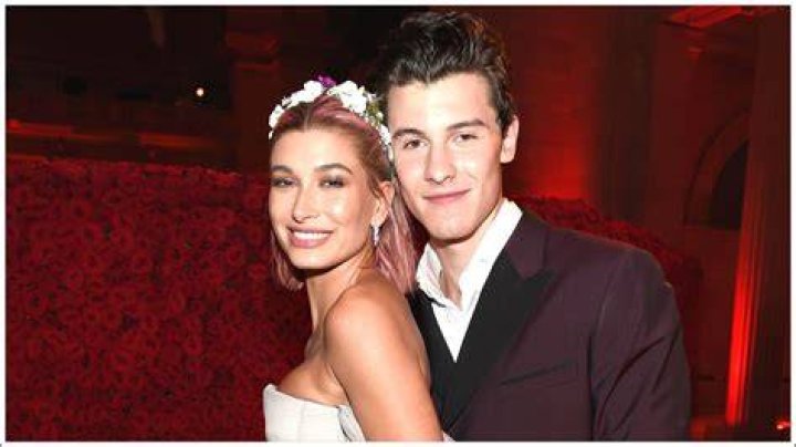 Is Shawn Mendes Married? Who is Shawn Mendes's Girlfriend?