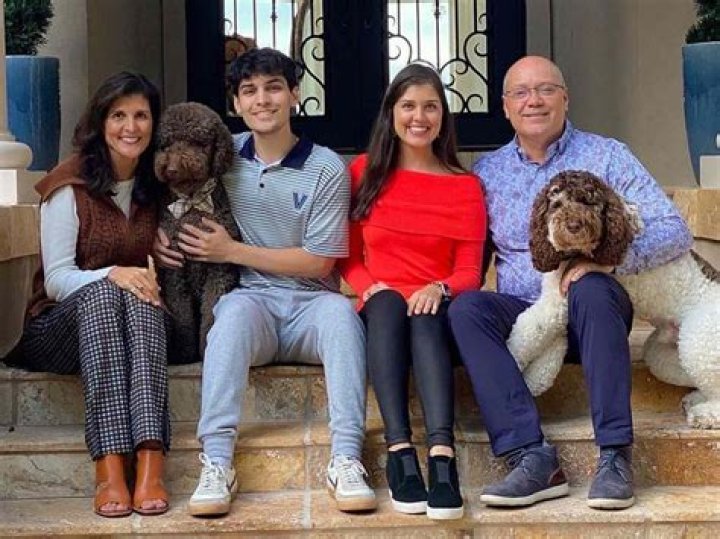 Jonathan Knight: A Deep Dive into His Parents and Family Background