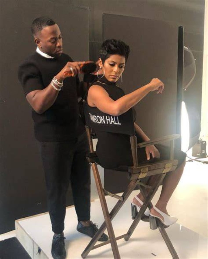 Jonathan Wright Hair Stylist Birthday and Zodiac Sign ·