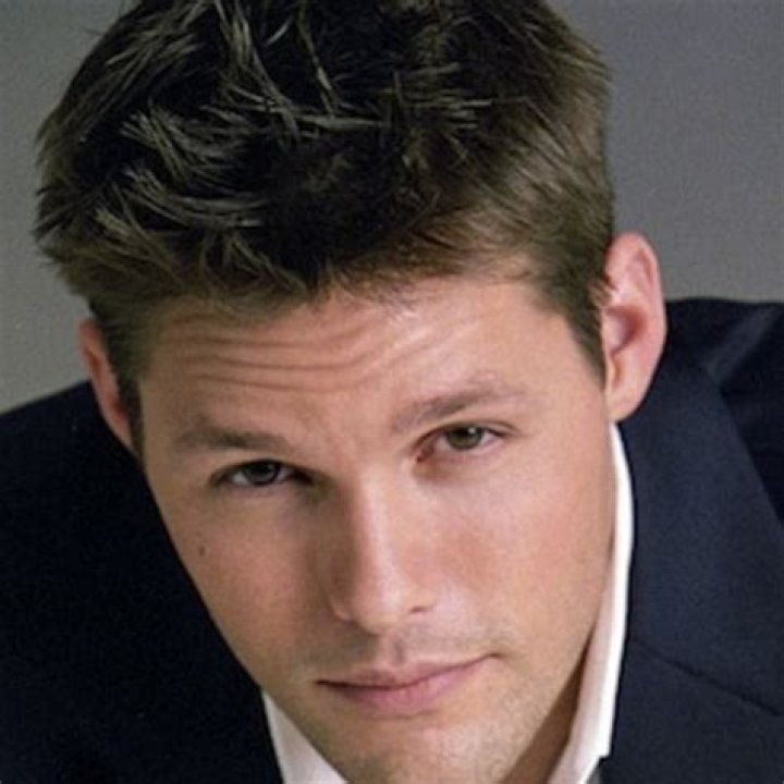 Justin Bruening Height, Weight, Age, Spouse, Children, Facts, Biography