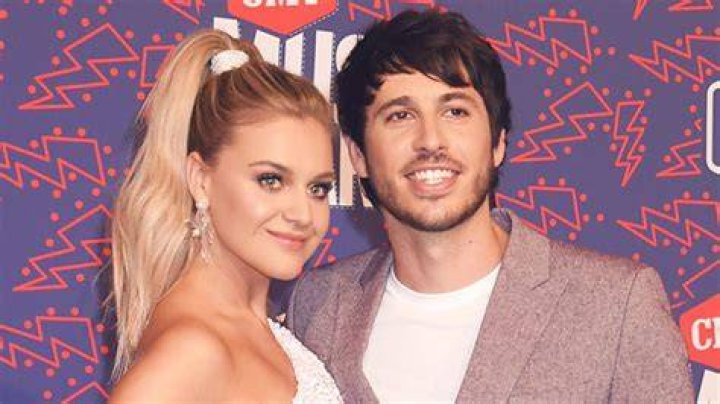 Kelsea Ballerinis Penthouse Is About Morgan Evans Getting Half Hollywood Life ·