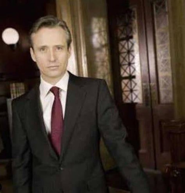 Linus Roache Height, Weight, Age, Net Worth, Facts