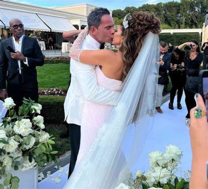 Louie Ruelas has been engaged multiple times before Teresa Giudice Wed 16 March 2022 00:00 U