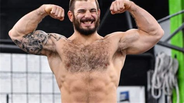Mat Fraser bio: net worth, age, height, weight, girlfriend, dating, wiki