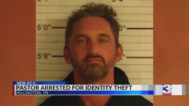 Memphis Pastor arrested for identity theft years after competing on American Idol and The Voice