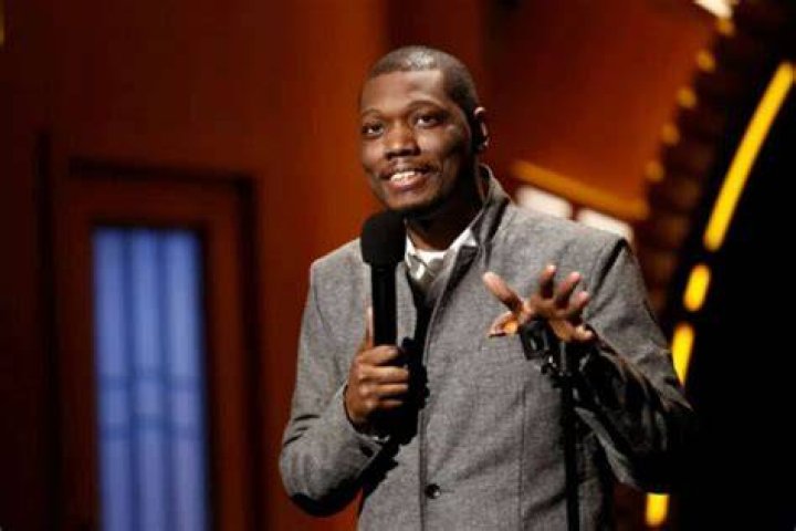 Michael Che – Biography, Married, Wife, Net Worth, Height, Parents, Age