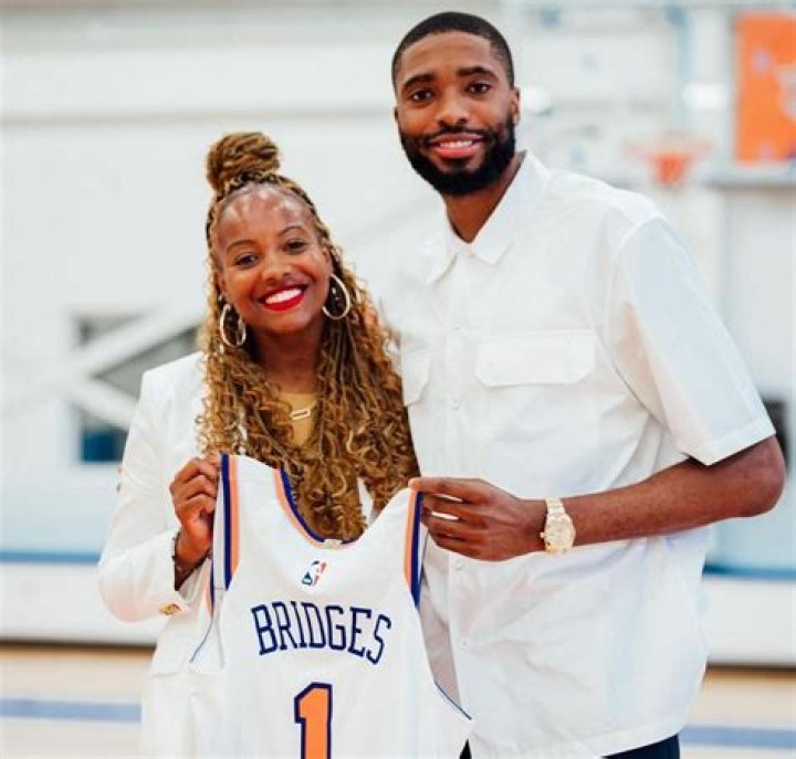 Mikal Bridges Bio, Parents, Wife, Children, Siblings, Net Worth