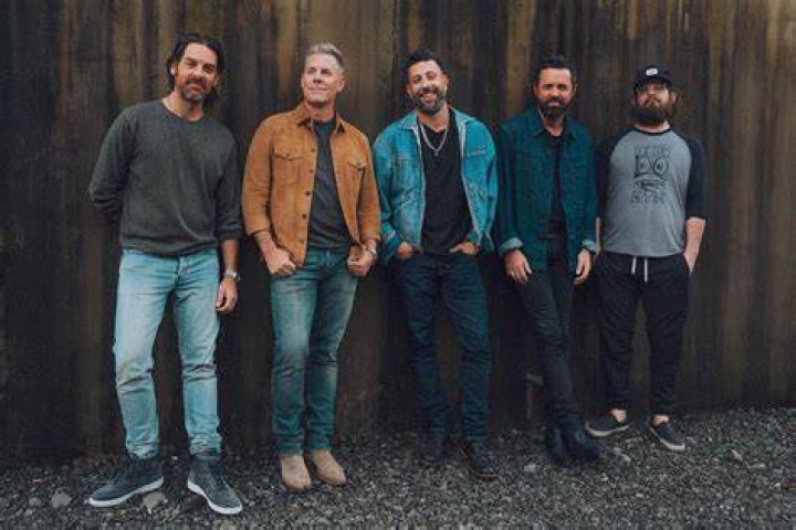 Old Dominion Band Biography, Members, EP, Album, Songs, Tours