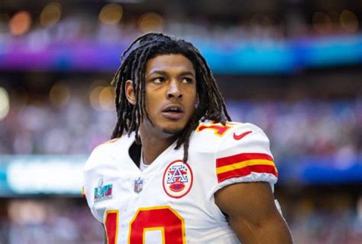 Pacheco Kansas City Chiefs Parents: A Deep Dive into the Family Background