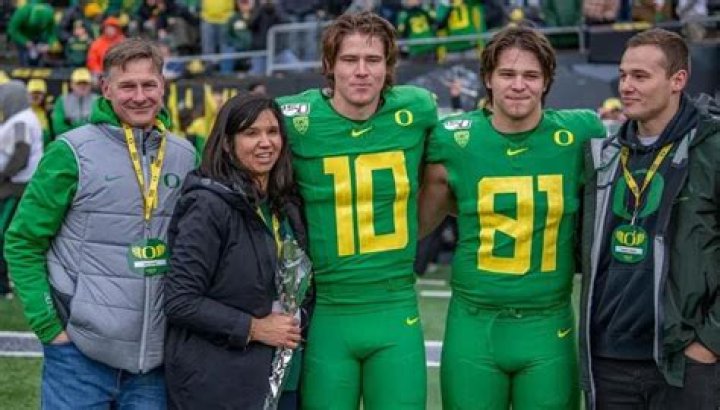 Patrick Herbert Age And Wikipedia: How Old Is Justin Herbert Brother?
