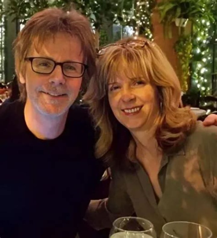 Paula Zwagerman (Dana Carvey’s Wife) Wiki, Age, Kids, Husband, Net Worth & More