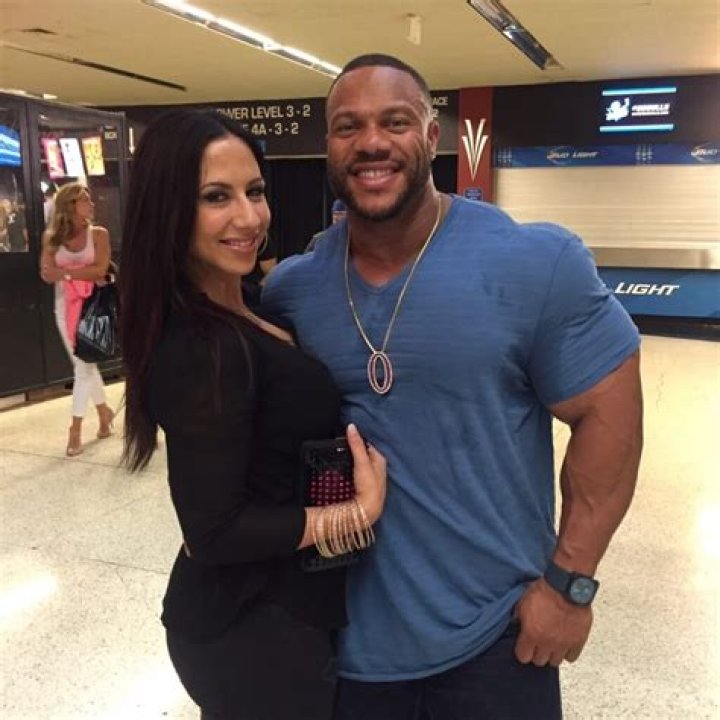 Phil Heath Wife, divorce, girlfriend, height, weight, net worth, age
