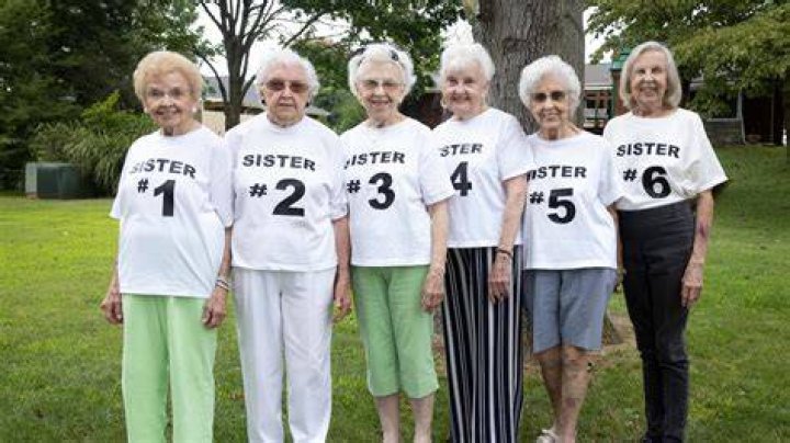 Red Gerard Growing up with Six Siblings in a Tight Family