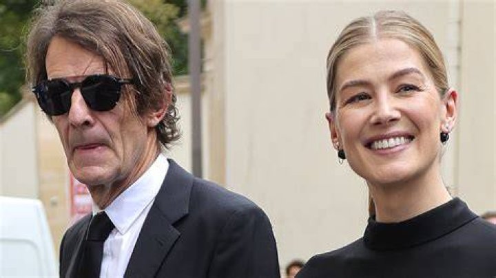 Robie Uniacke Bio, Age, Career & Facts About Rosamund Pike’s Husband