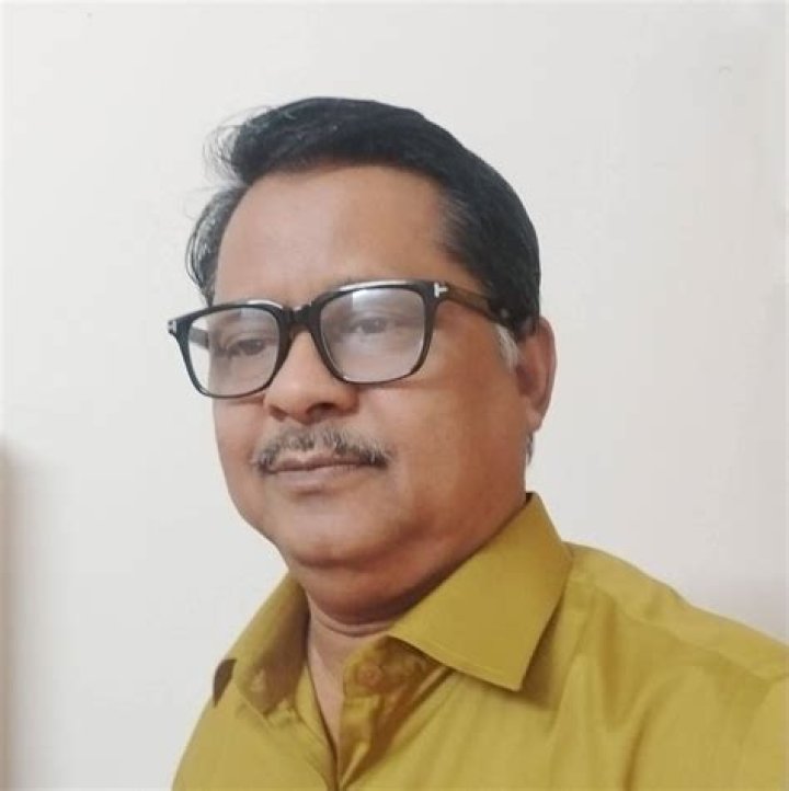 Sandip Ghosh's Relation with Ranjit Ghosh: Exploring Their Connection