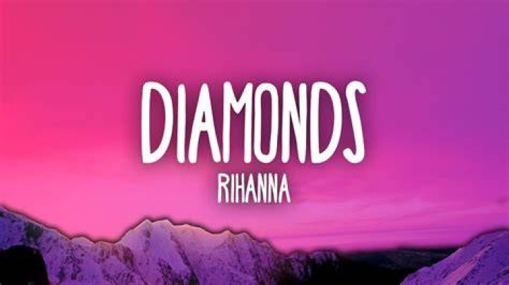 Sia sings 'Diamonds,' the song she wrote for Rihanna: Watch it here |