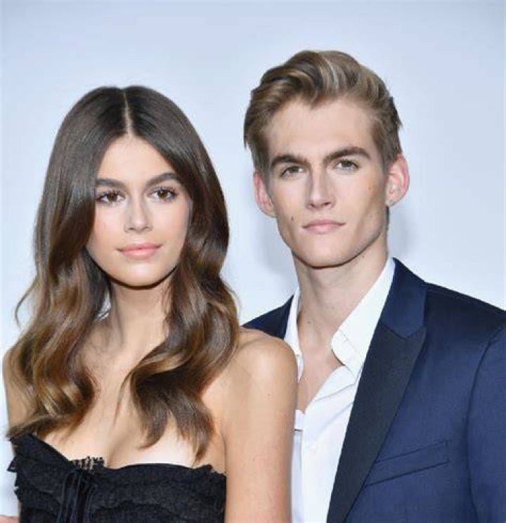 Sister Brother And Family Ethnicity